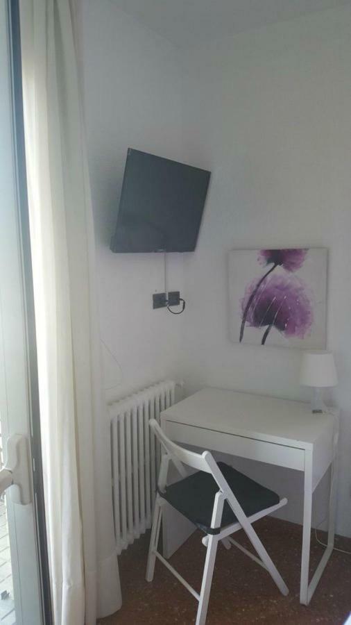 La Bilbaina Hotel Vitoria-Gasteiz Szoba fotó