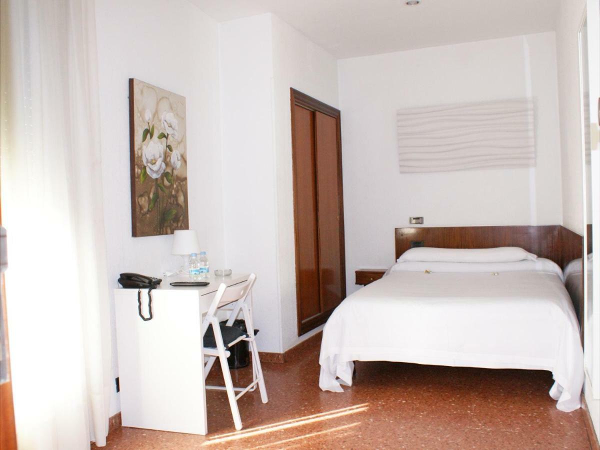 La Bilbaina Hotel Vitoria-Gasteiz Szoba fotó