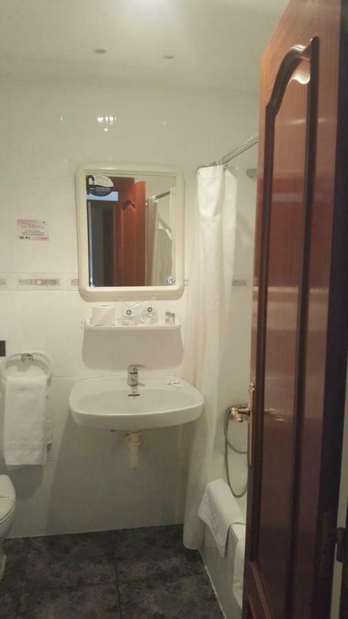 La Bilbaina Hotel Vitoria-Gasteiz Szoba fotó